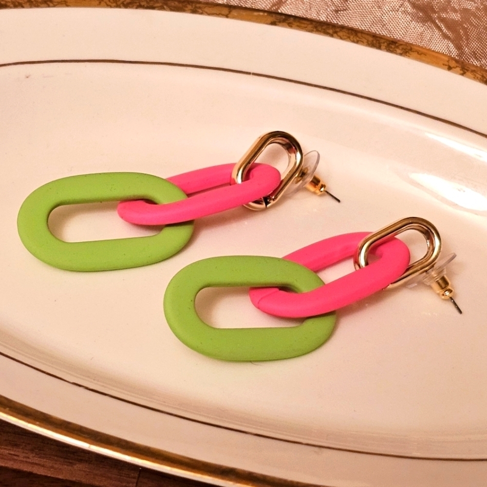 NEW Neon Pink and Green Erika Dangle Earrings E1P82 - Picture 3 of 4